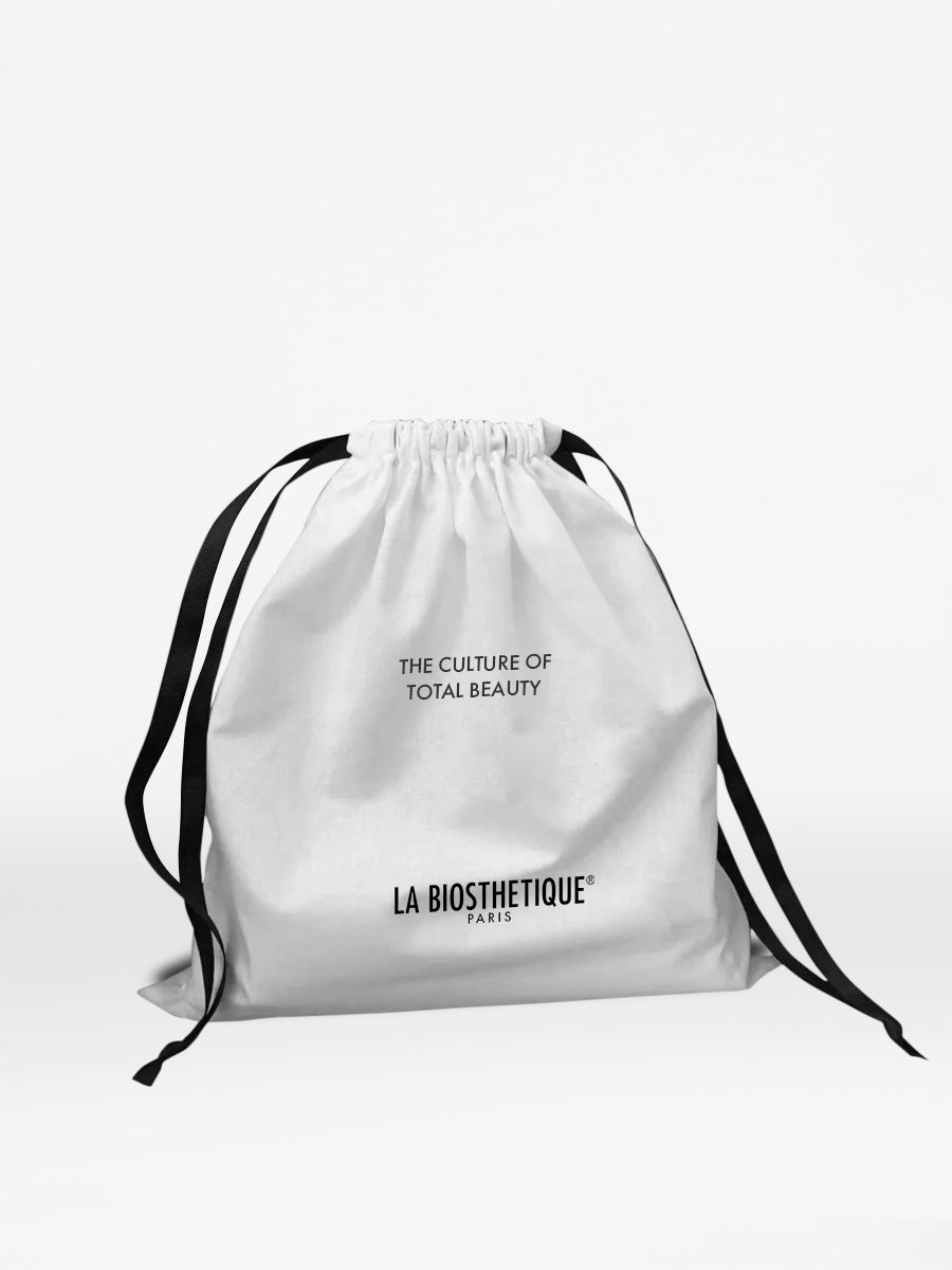 картинка Текстильный мешочек с логотипом маленький магазин labiosthetique являющийся официальным дистрибьютором в России