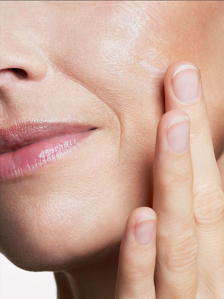 Как предотвратить шелушение кожи лица?